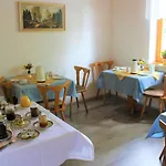 Affittacamere Gaestehaus Uggowitzer Drobollach am Faaker See